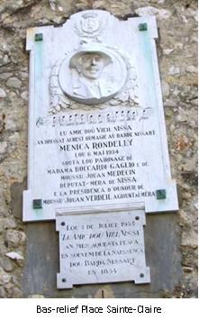 Bas-relief Place Sainte-Claire